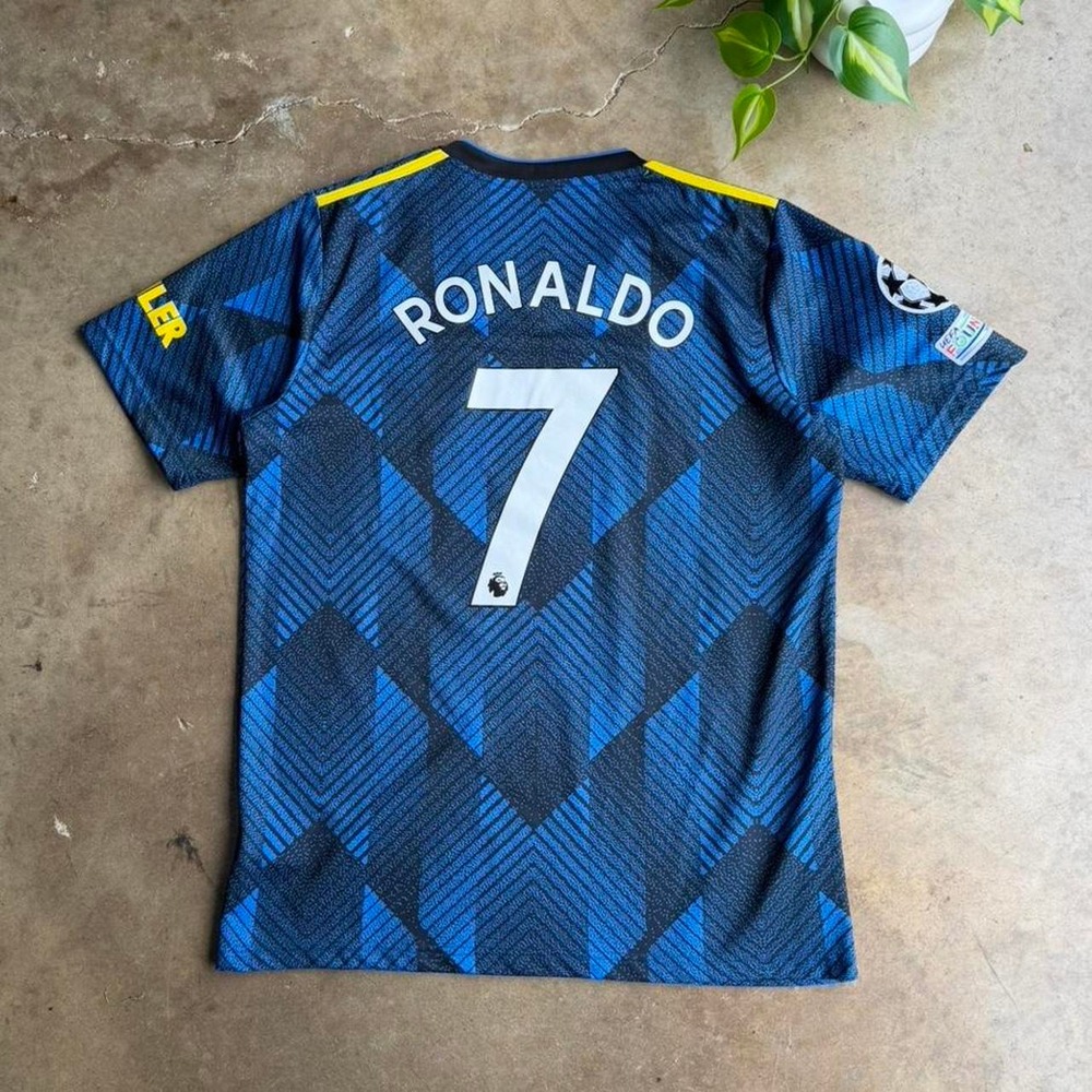 Cristiano Ronaldo Manchester United blue jersey